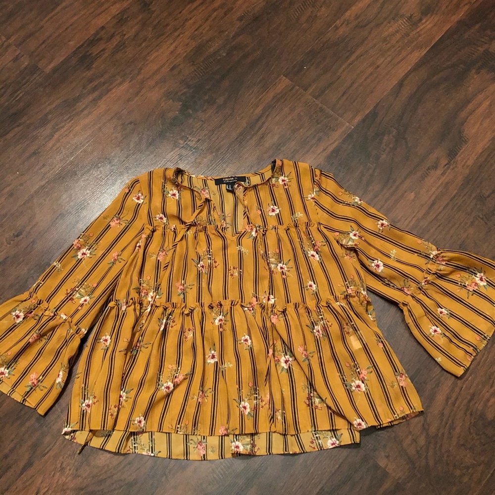 🍂Forever 21 crop top🍂